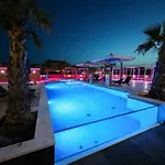 Boutique Cosmopolis