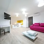 Boutique Cosmopolis 4*