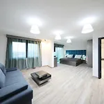 Bed and breakfast Boutique Cosmopolis 4*