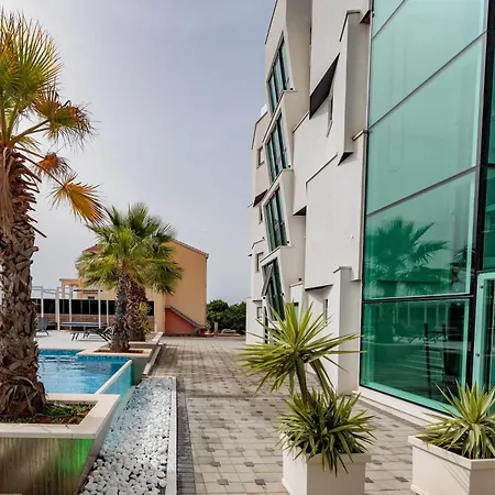 Bed & Breakfast Boutique Cosmopolis Bibinje
