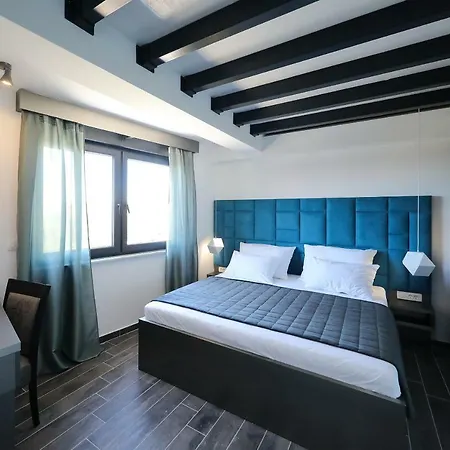 Boutique Cosmopolis Bed & Breakfast Bibinje