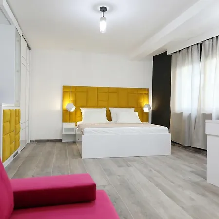 Bed & Breakfast Boutique Cosmopolis 4*