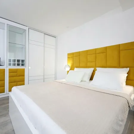 Boutique Cosmopolis 4*