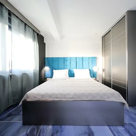Boutique Cosmopolis Bed & Breakfast