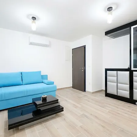 Boutique Cosmopolis 住宿加早餐酒店 4*