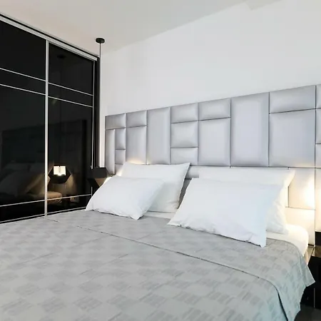Boutique Cosmopolis 比比涅