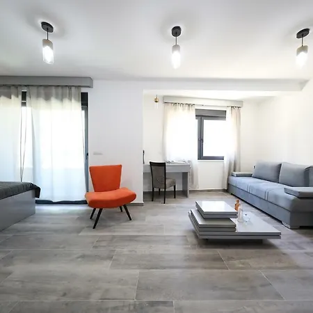 Bed & Breakfast Boutique Cosmopolis 4*