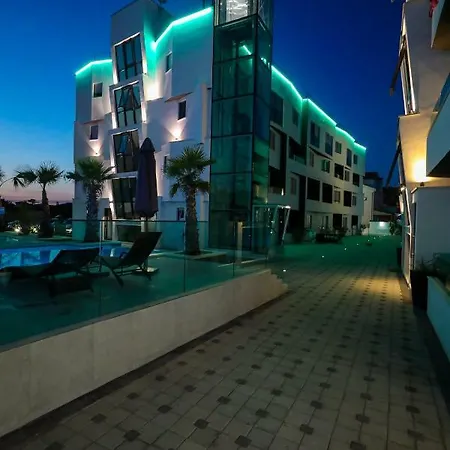 Boutique Cosmopolis Bed & Breakfast Bibinje
