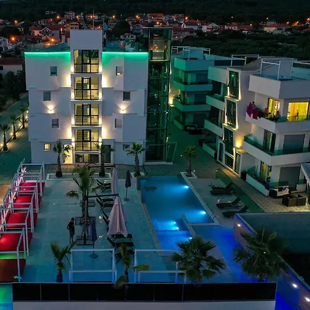 Boutique Cosmopolis Bed & Breakfast Bibinje