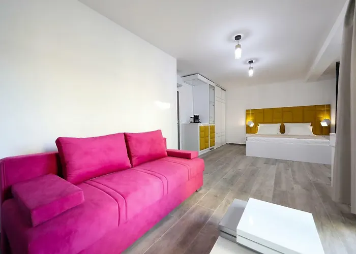 Boutique Cosmopolis 4*