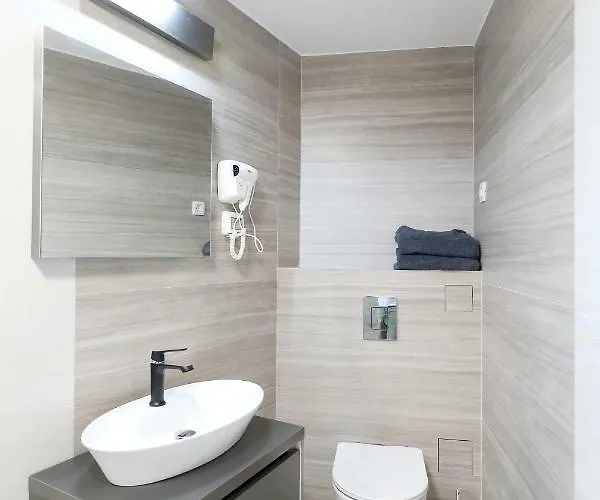 krevet i doručak Boutique Cosmopolis 4*