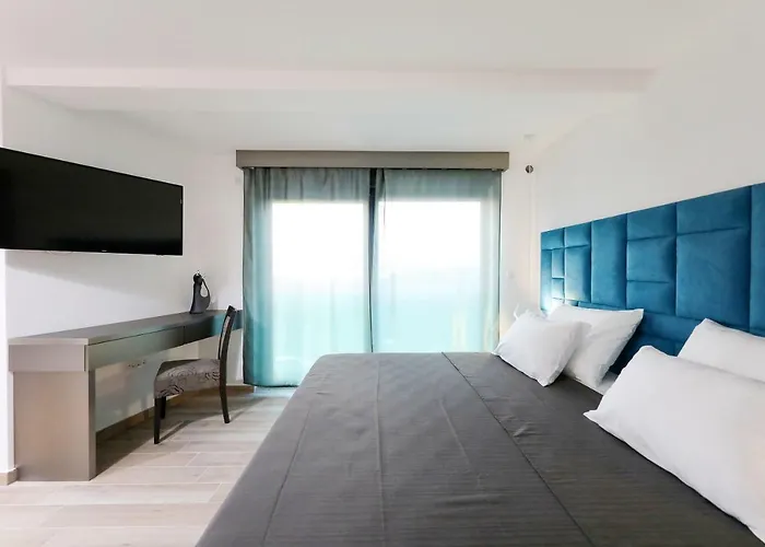 Boutique Cosmopolis 4* 비빈제