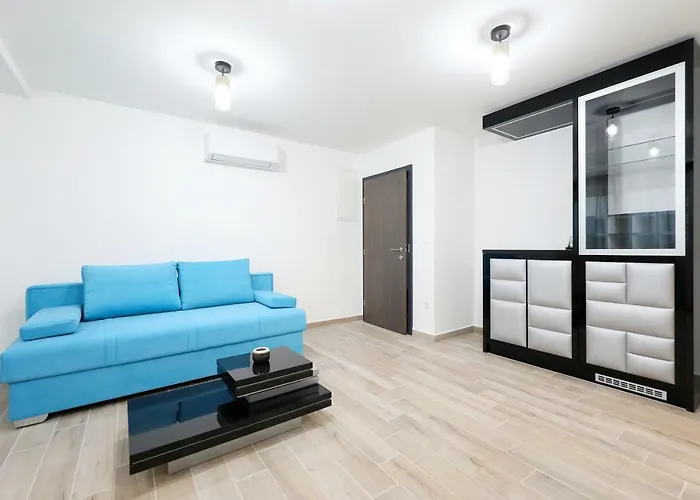 Boutique Cosmopolis B&B 4*