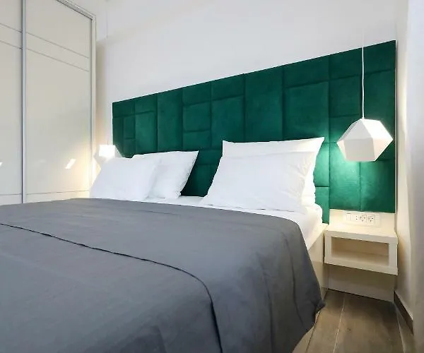 Boutique Cosmopolis krevet i doručak Bibinje