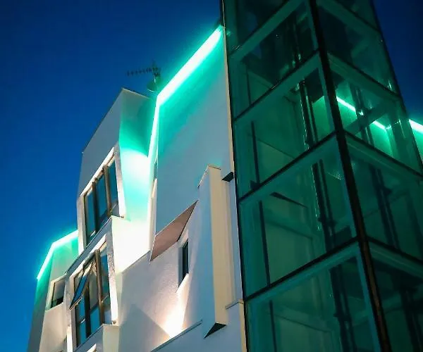 Boutique Cosmopolis