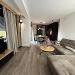 Boutique Cosmopolis Couette-café Bibinje