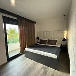 Boutique Cosmopolis