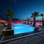 Boutique Cosmopolis 4*
