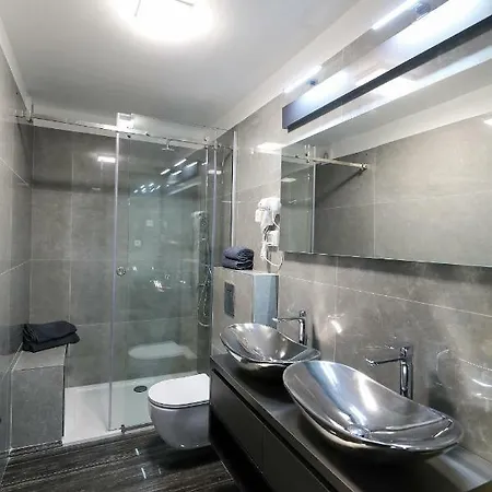 Alojamento de Acomodação e Pequeno-almoço Boutique Cosmopolis Bibinje