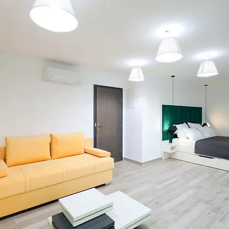 Boutique Cosmopolis 4*