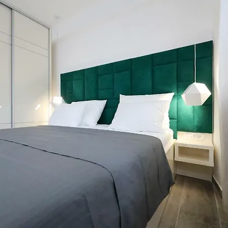 Boutique Cosmopolis Alojamento de Acomodação e Pequeno-almoço Bibinje